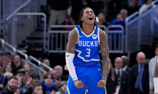 密尔沃基雄鹿将留下后场新援放弃内线老将？