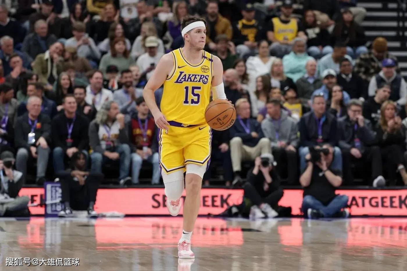 湖人盯上新奥尔良鹈鹕的年轻前锋，为老詹退役做准备吗？