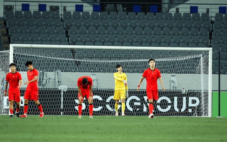 前曼城教练报名执教国足：64岁要价100万欧，曾率队赢过德国