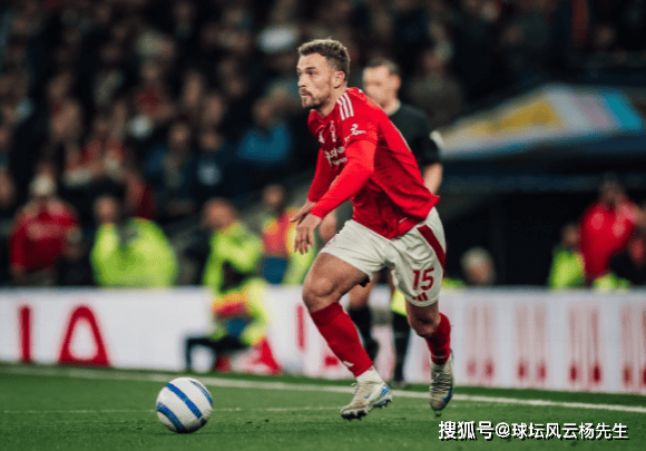 惨遭赛季双杀！热刺1-2不敌诺丁汉森林，诺丁汉森林升至英超第三