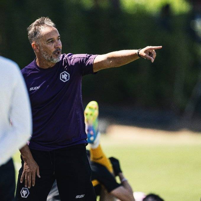 第二场闭门友谊赛，我狼1-1战平伯恩利