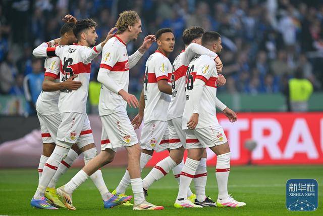 足球 | 德国杯：斯图加特队夺冠