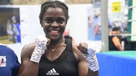 11月7日博洛尼亚之战：意大利拳手帕梅拉·努乔·萨瓦冲击双冠王