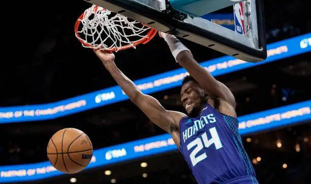 米勒是夏洛特黄蜂崛起的关键，或能成为全明星球员