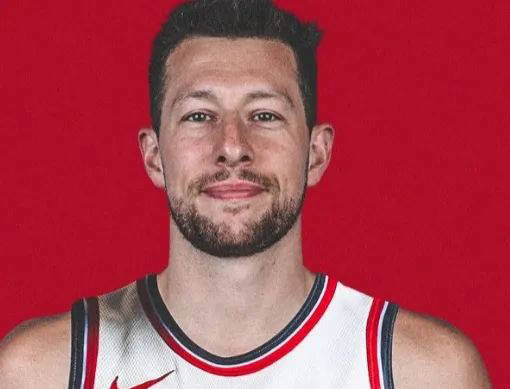 洛杉矶快船球队人员变动与内部争议