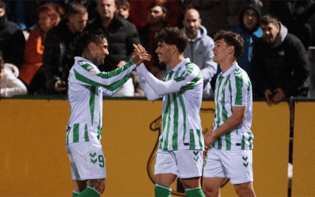 西甲：皇家贝蒂斯表现一般，阿拉维斯状态尚可