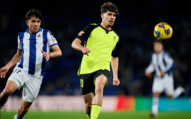 西甲：皇家贝蒂斯表现一般，阿拉维斯状态尚可