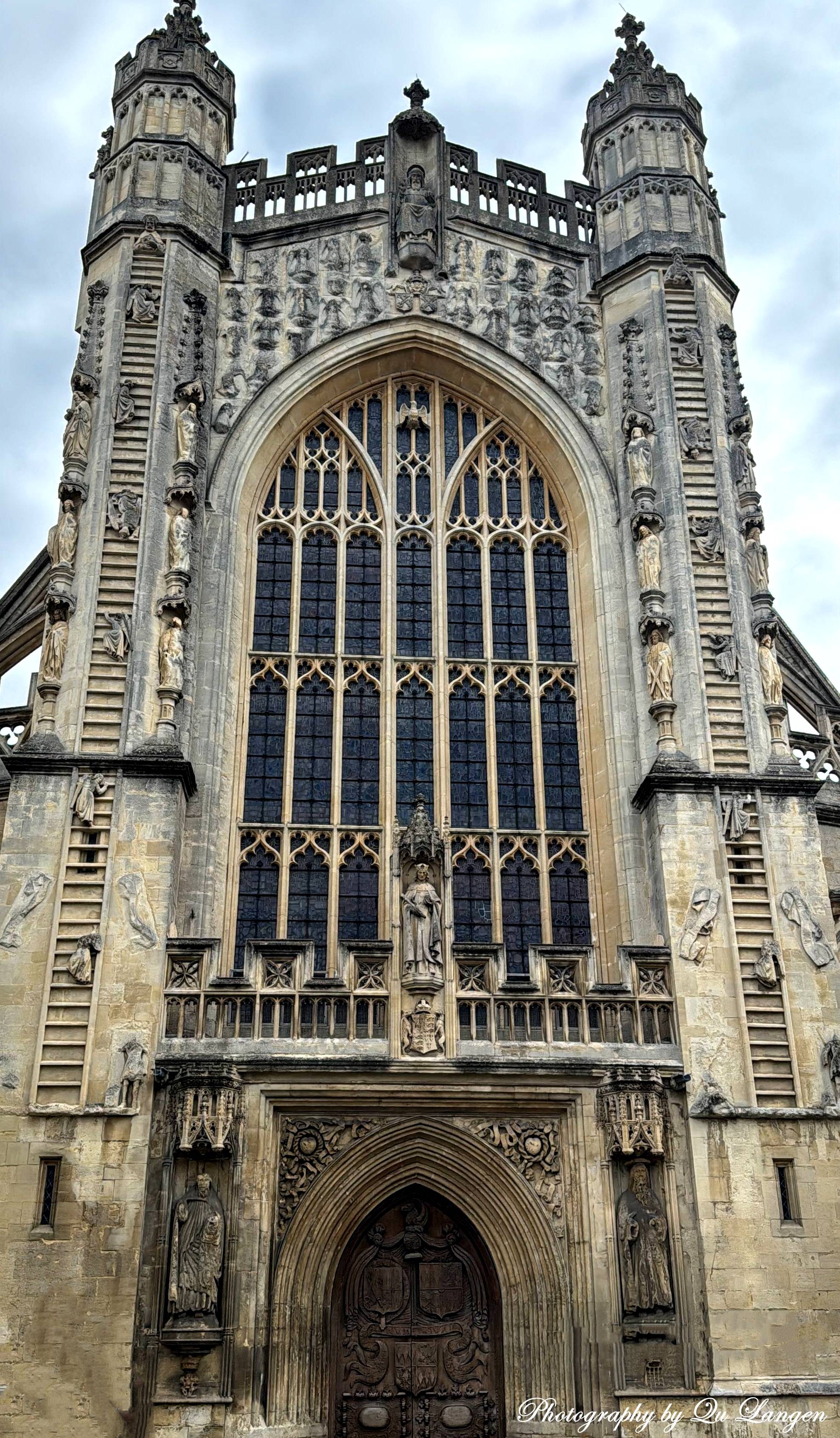 欧洲行（102）从罗马温泉到史前巨石：一日逆行于文明深处