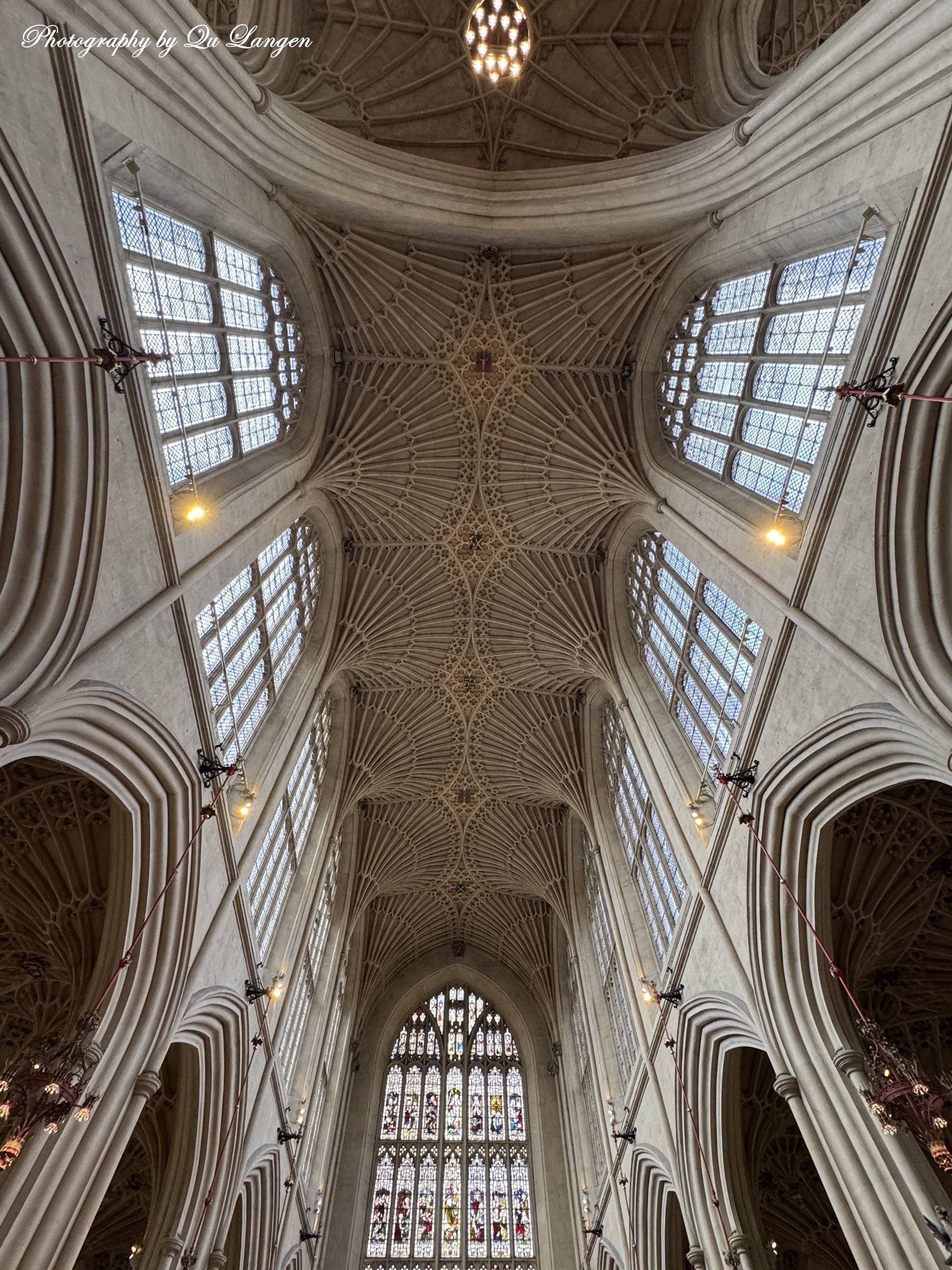 欧洲行（102）从罗马温泉到史前巨石：一日逆行于文明深处