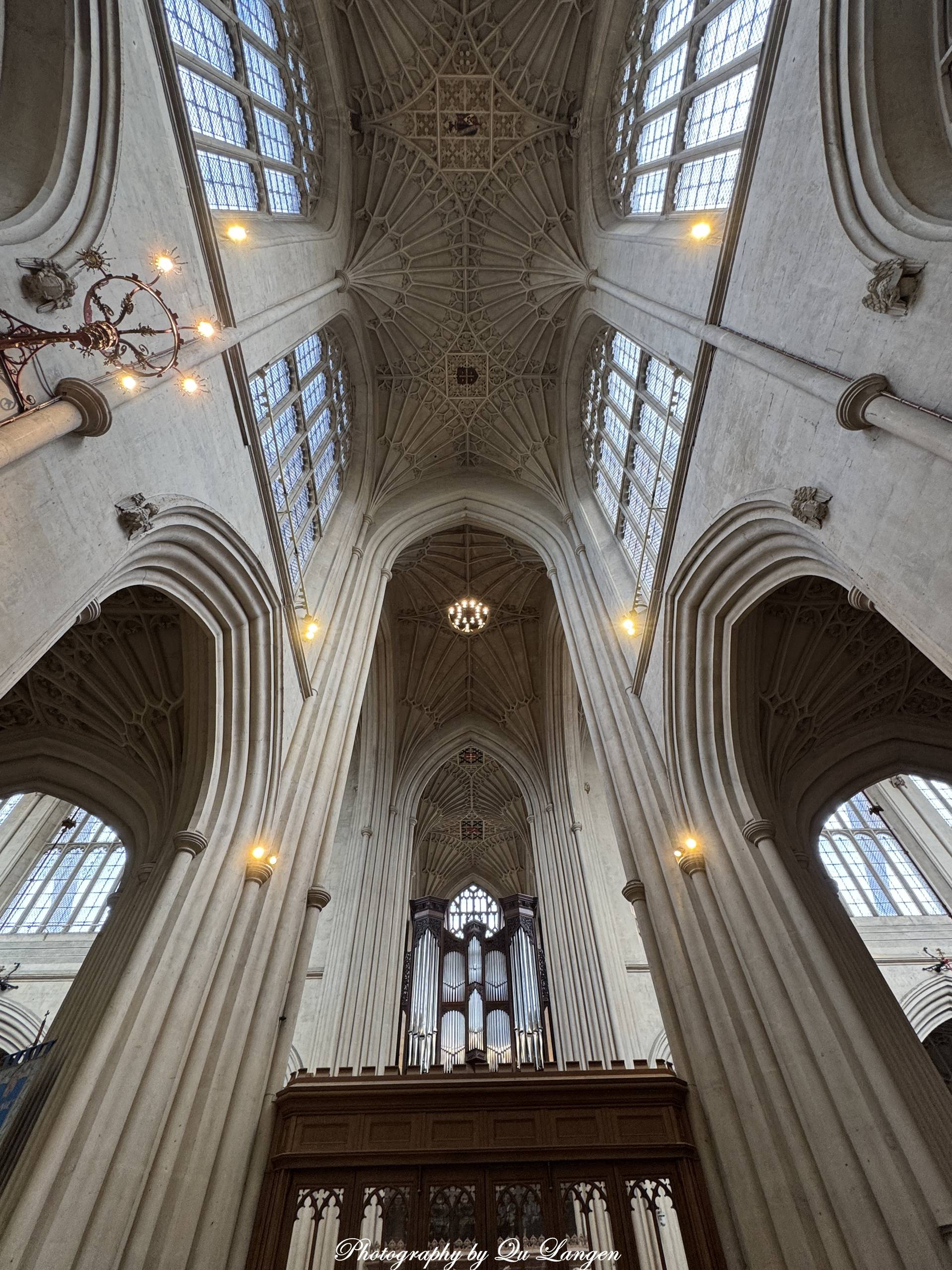 欧洲行（102）从罗马温泉到史前巨石：一日逆行于文明深处