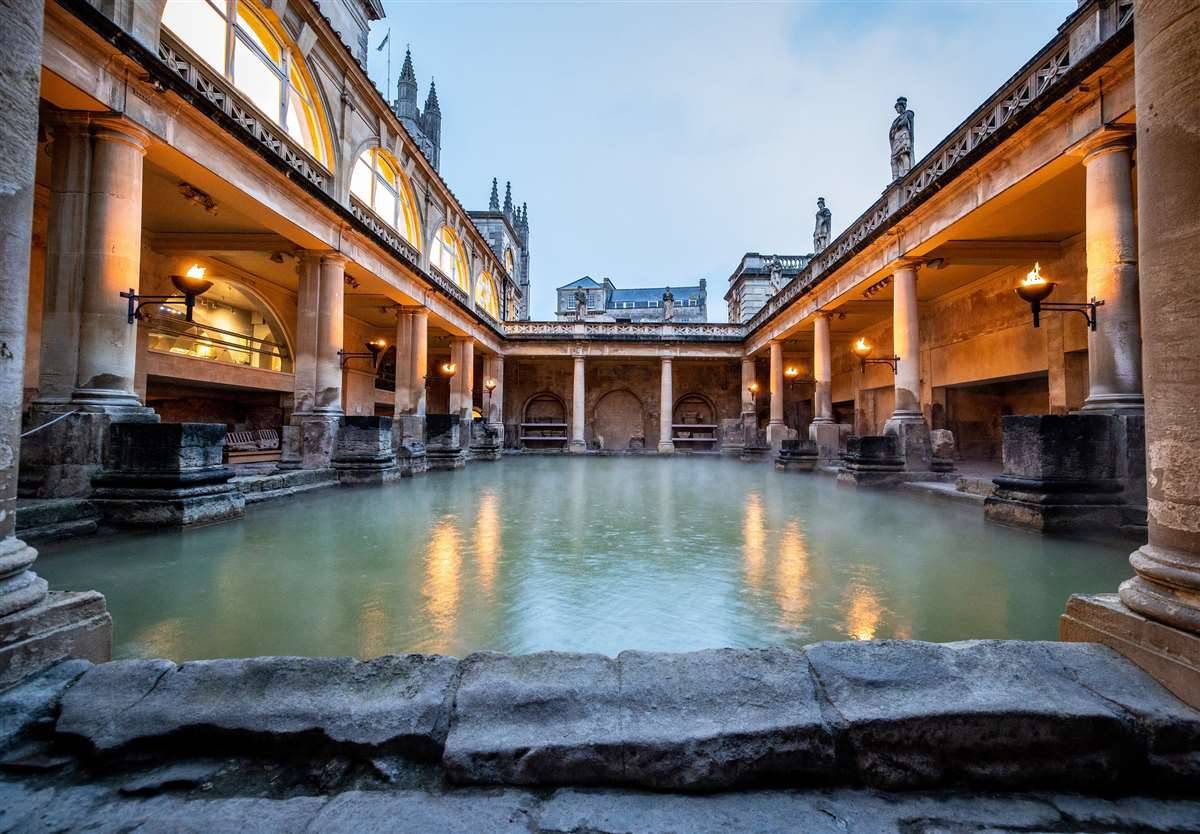 欧洲行（102）从罗马温泉到史前巨石：一日逆行于文明深处