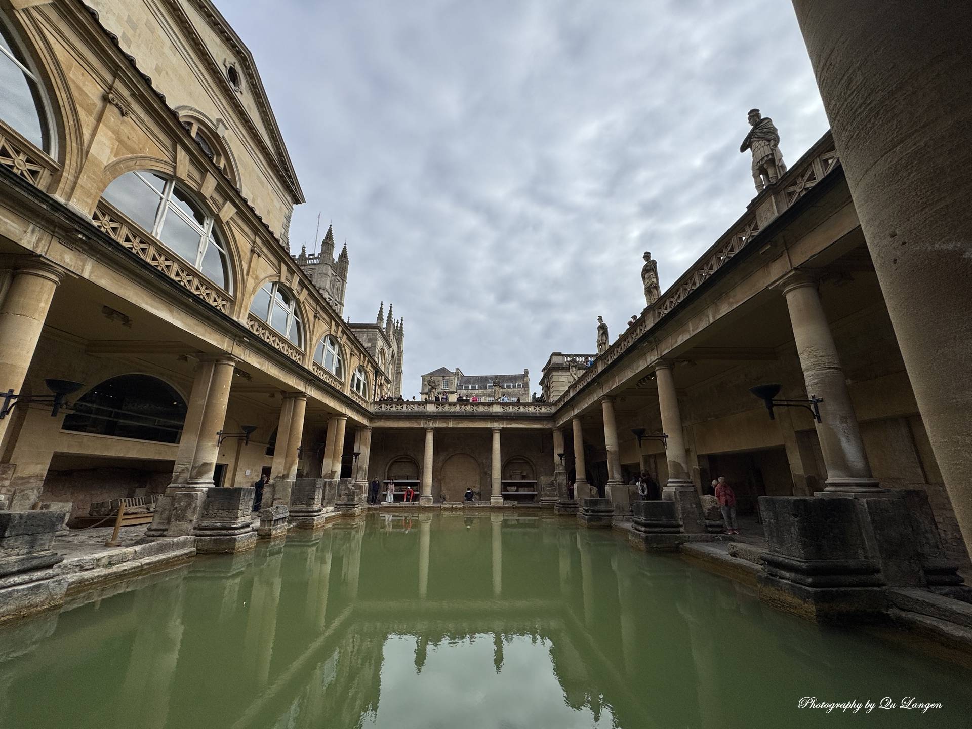 欧洲行（102）从罗马温泉到史前巨石：一日逆行于文明深处