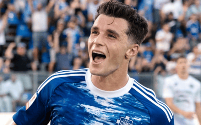 意甲：科莫近期表现稳定，卡利亚里状态尴尬