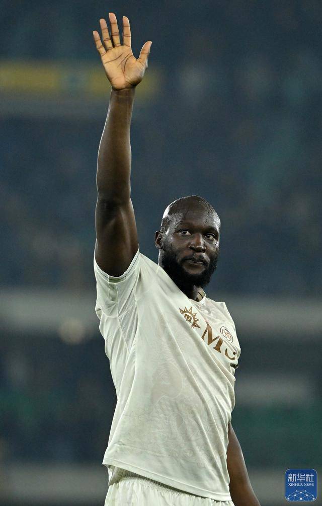 意甲｜那不勒斯胜维罗纳