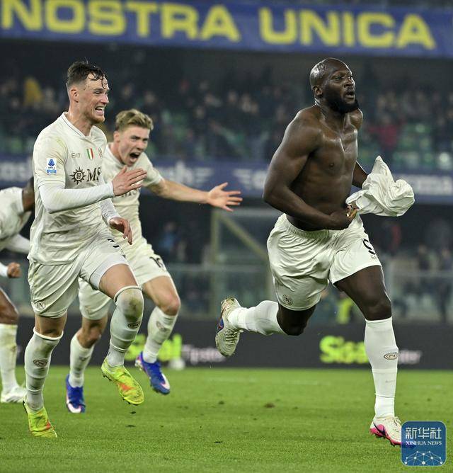 意甲｜那不勒斯胜维罗纳